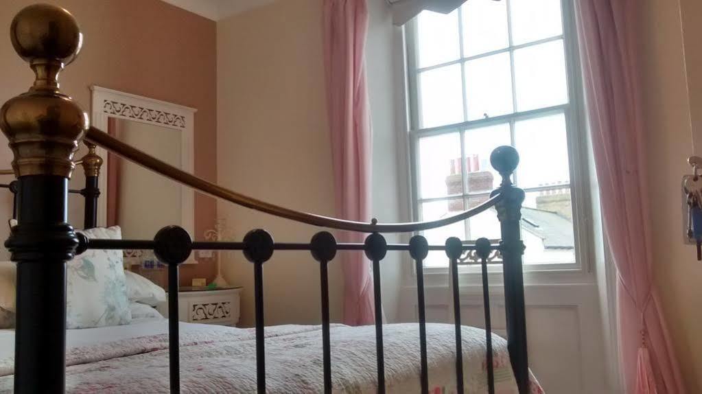 Bed and Breakfast Seaham à Weymouth Extérieur photo